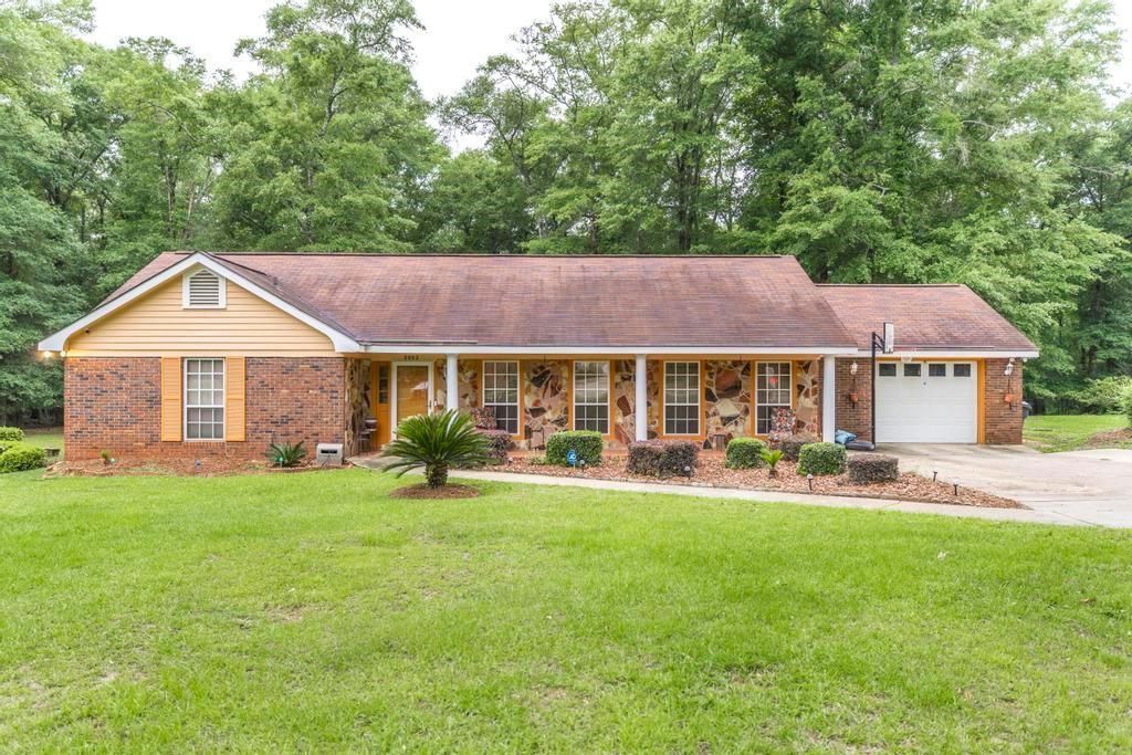 2002 Hickory Drive, Americus, GA 31719 Main Photo