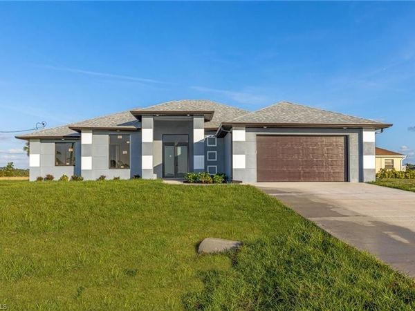 2724 NW 7th PL , CAPE CORAL, FL 33993