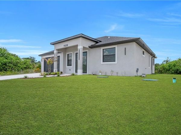 7039 Berwick CIR , LABELLE, FL 33935