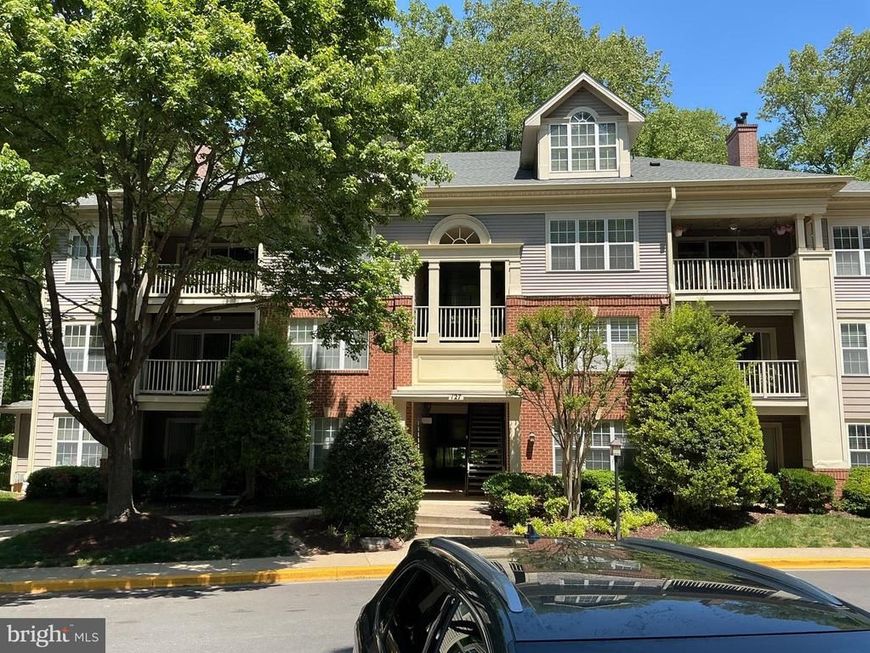 127 Timberbrook Lane, Unit 202, Gaithersburg, MD 20878 Main Photo