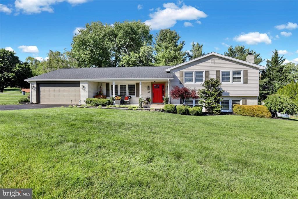 45 MAST ROAD, OLEY, PA 19547