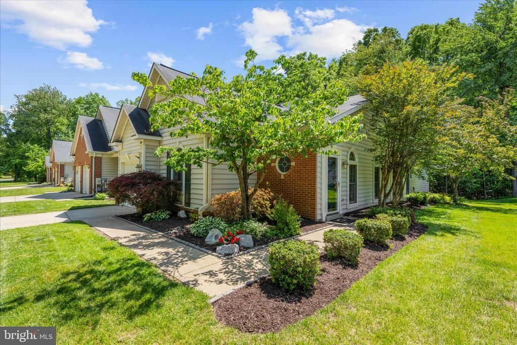 334 COLONY POINT PLACE, EDGEWATER, MD 21037