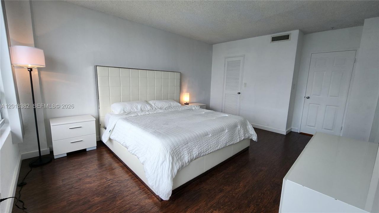 1500 Bay Rd , Unit 1550S, Miami Beach, FL 33139 Photo
