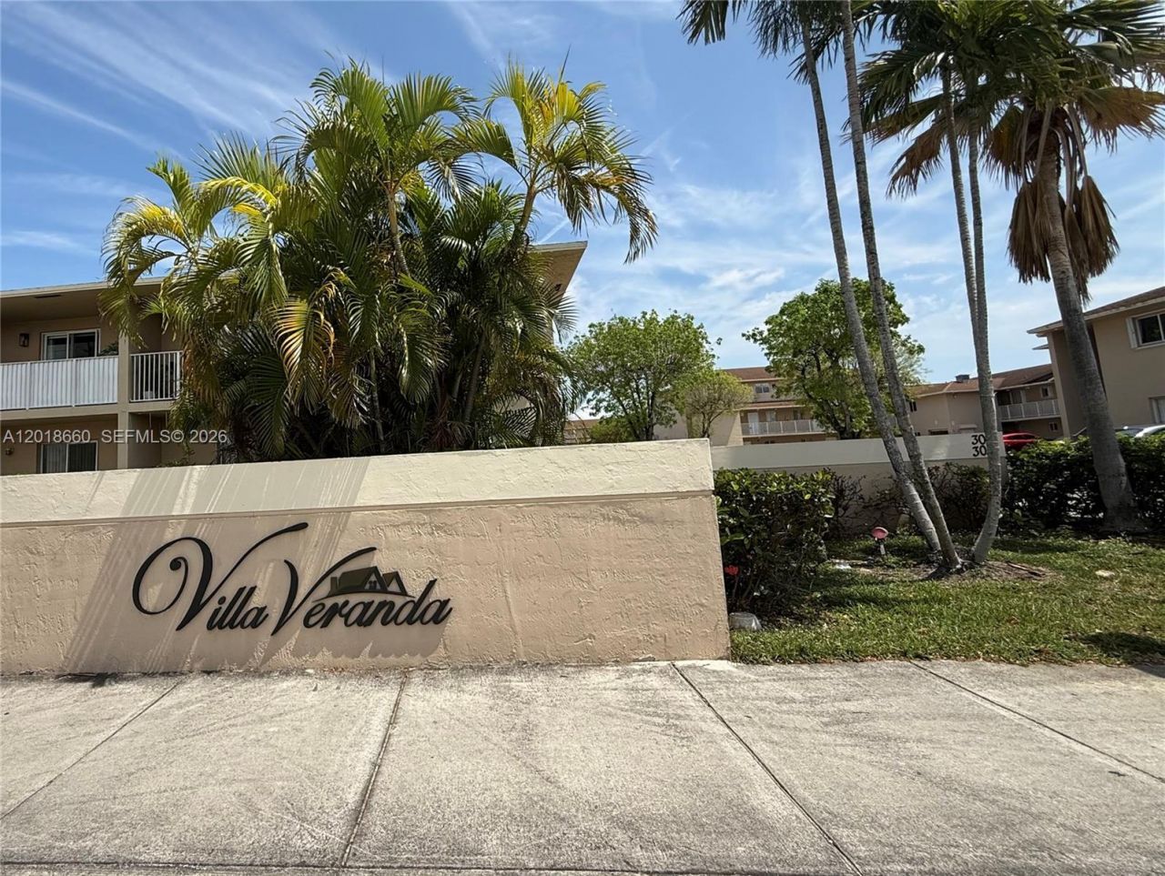 3011 W 76th St , Unit A-210, Hialeah, FL 33018 Photo