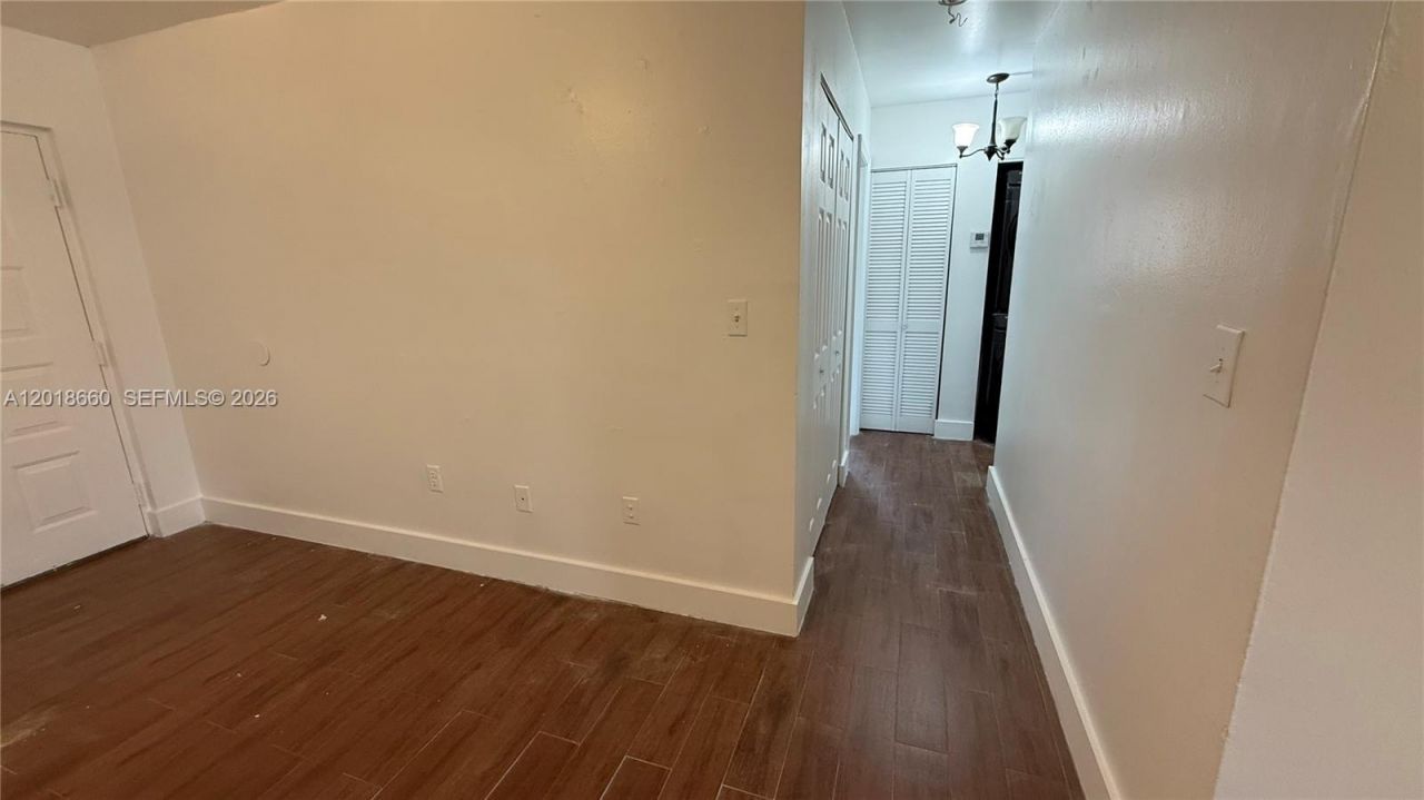 3011 W 76th St , Unit A-210, Hialeah, FL 33018 Photo