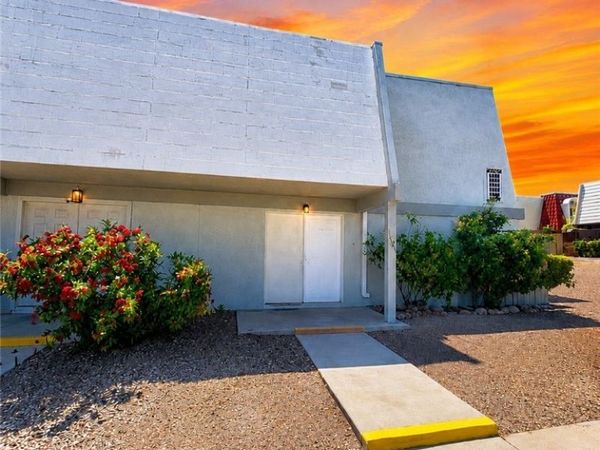 3489 Villa Knolls South Drive, Las Vegas, NV 89120
