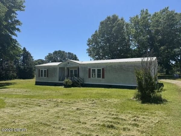 406 St Rt 185 , Trenton, TN 38382