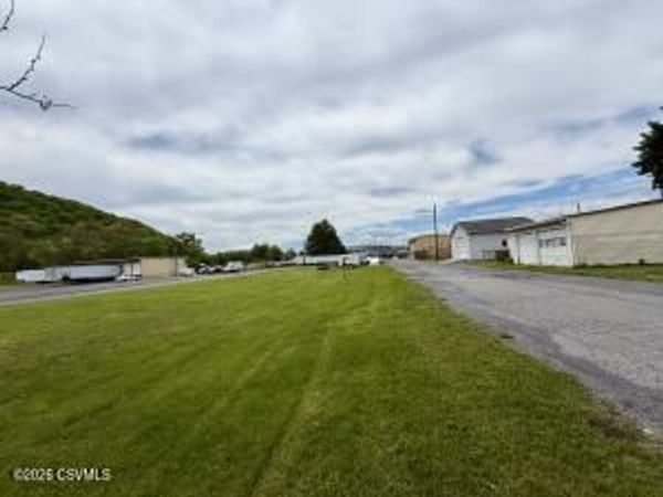 WALNUT Street , Sunbury, PA 17801