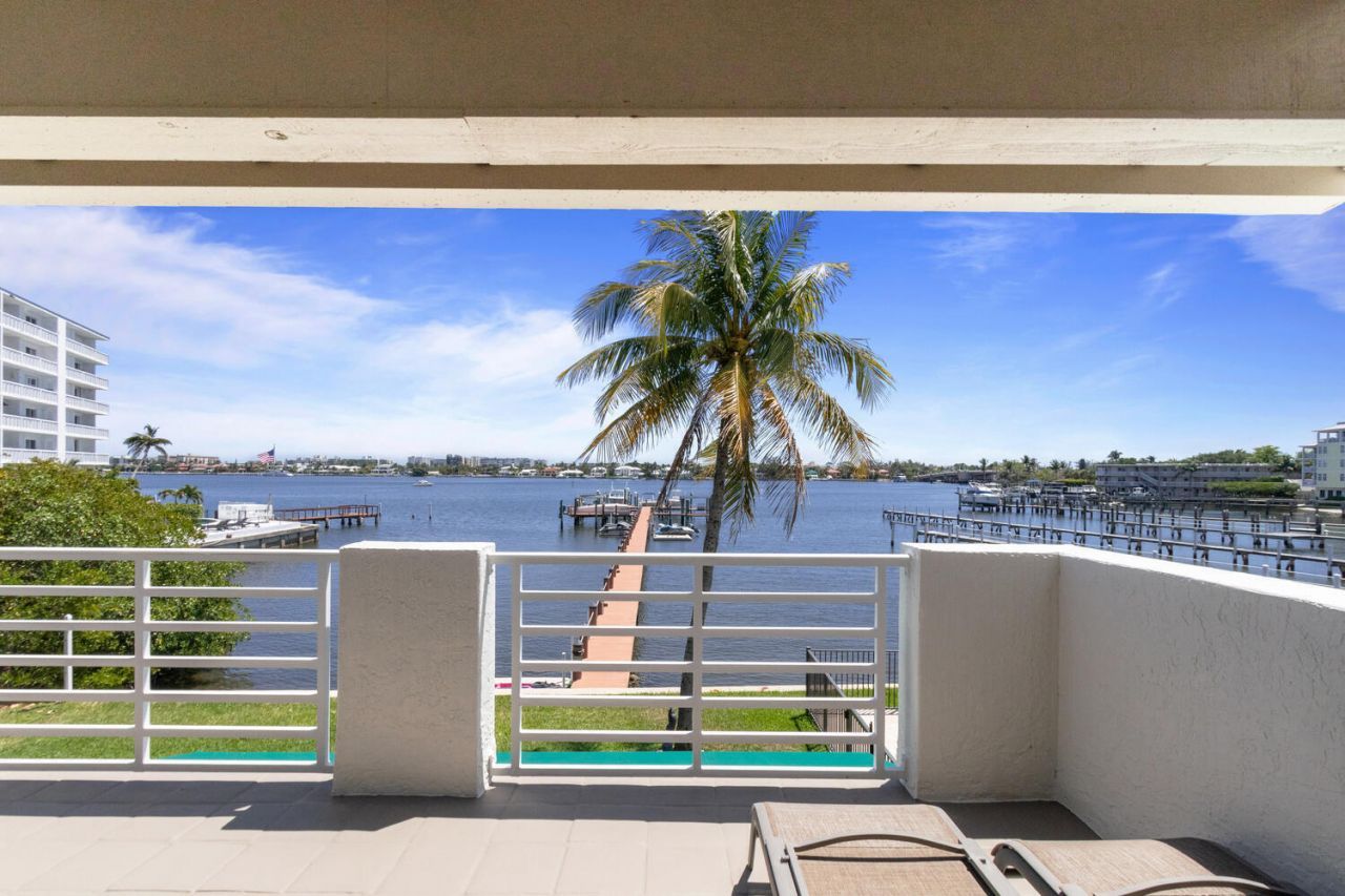 316 N Lake Drive, Lantana, FL 33462 Photo