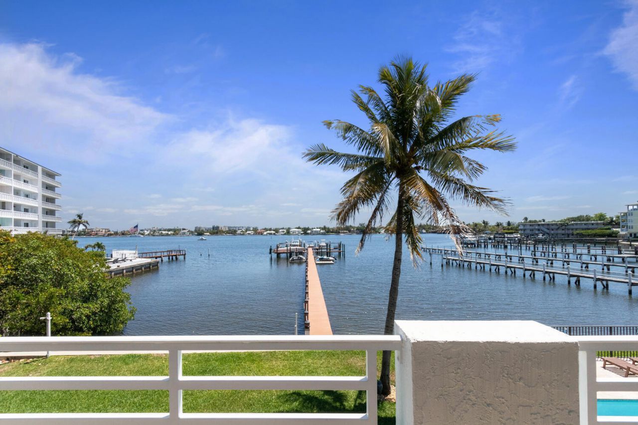 316 N Lake Drive, Lantana, FL 33462 Photo