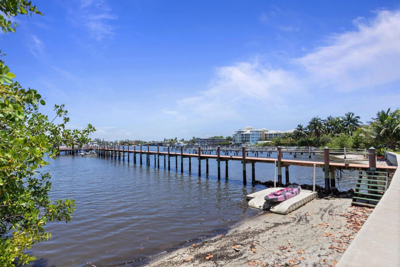 316 N Lake Drive, Lantana, FL 33462 Photo
