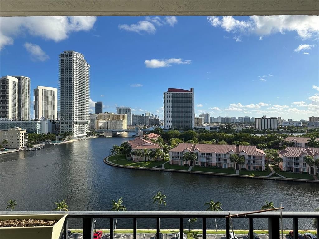 200 Leslie Drive, Unit 1128, Hallandale Beach, FL 33009 Photo