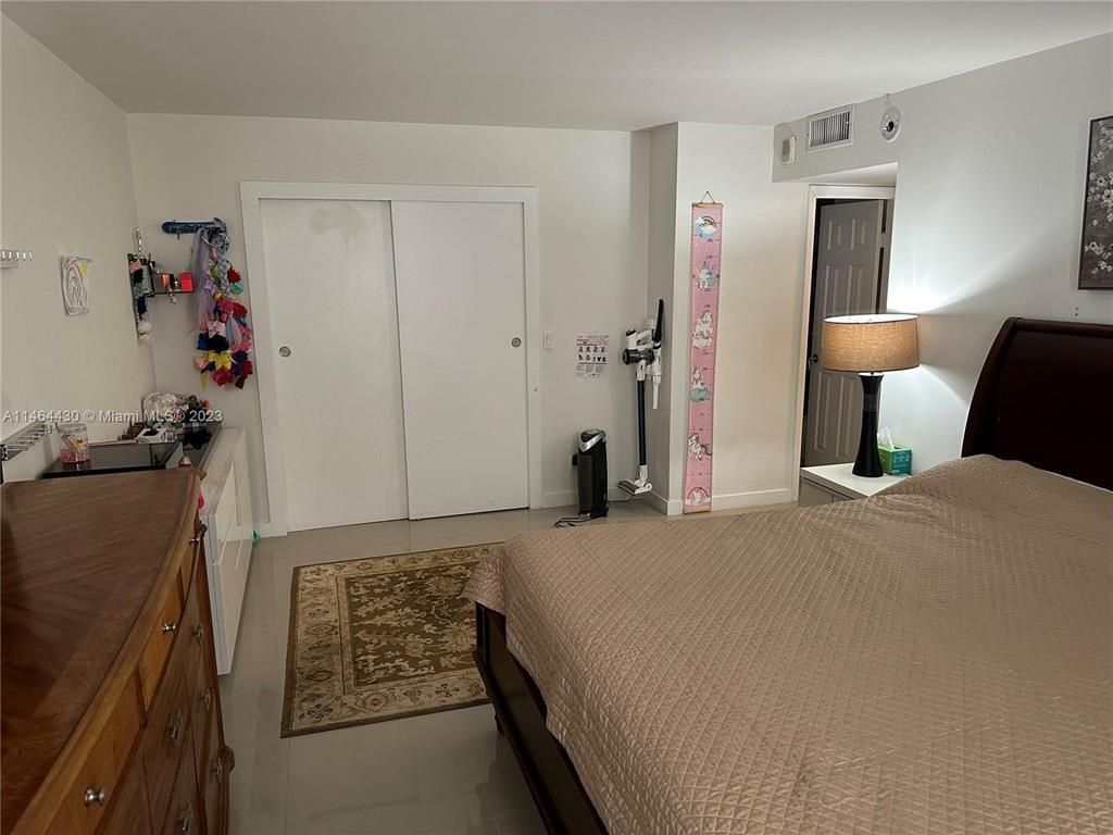 200 Leslie Drive, Unit 1128, Hallandale Beach, FL 33009 Photo