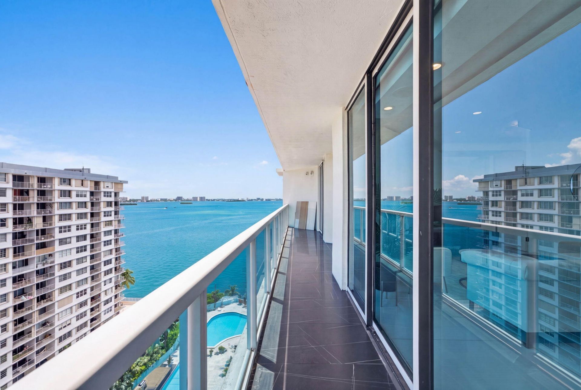 1881 79th Street Causeway, Unit 1504, North Bay Village, FL 33141 Photo