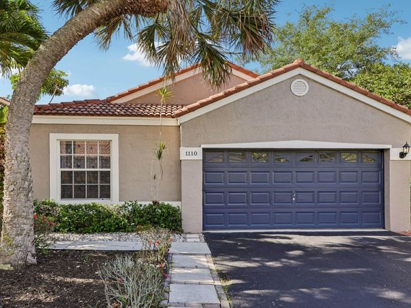 1110 NW 105th Way, Plantation, FL 33322