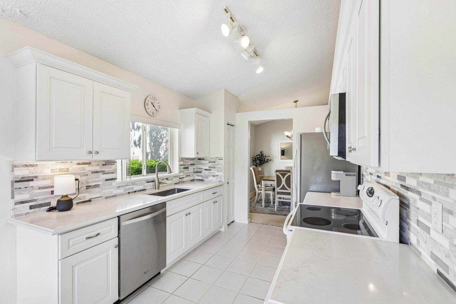 1110 NW 105th Way, Plantation, FL 33322 Photo