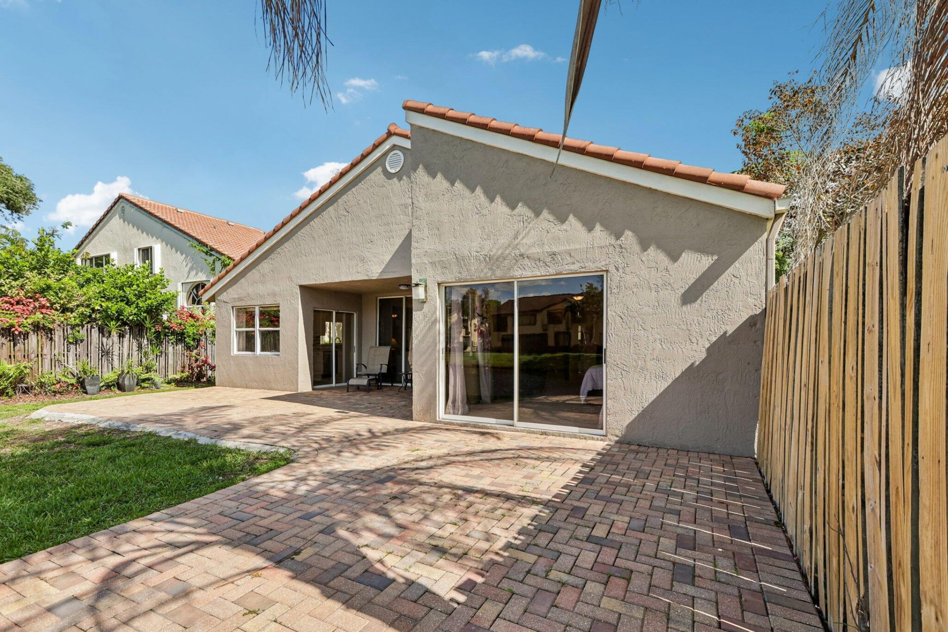 1110 NW 105th Way, Plantation, FL 33322 Photo