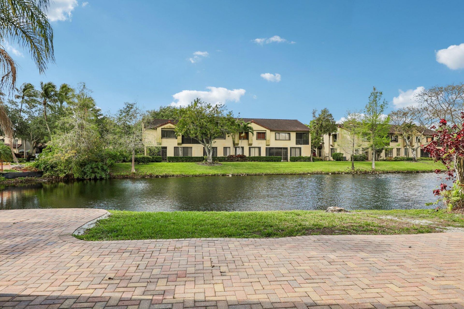 1110 NW 105th Way, Plantation, FL 33322 Photo