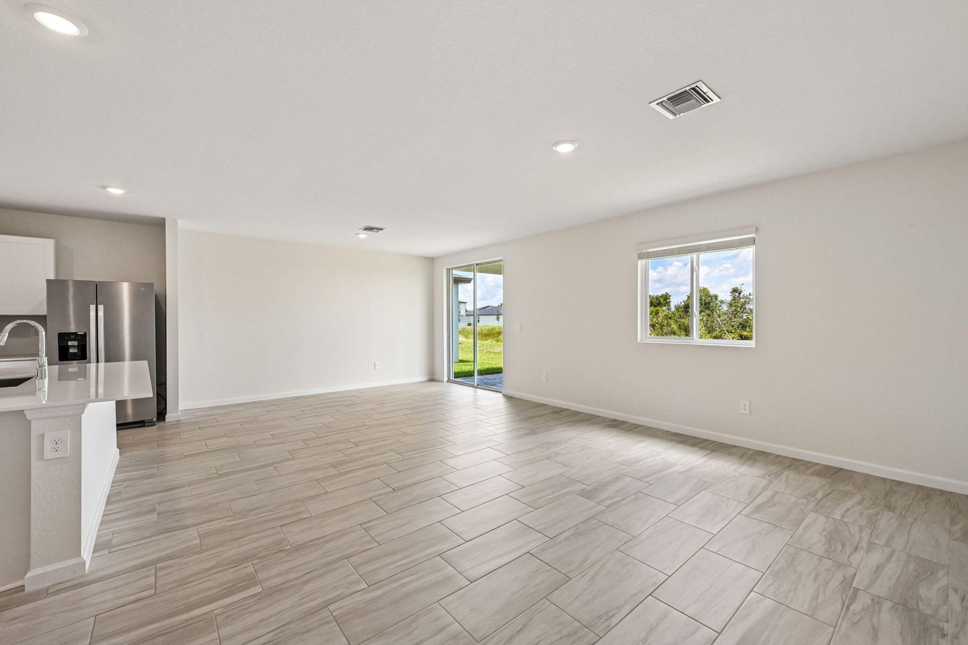 15975 SW Vine Drive, Indiantown, FL 34956 Photo
