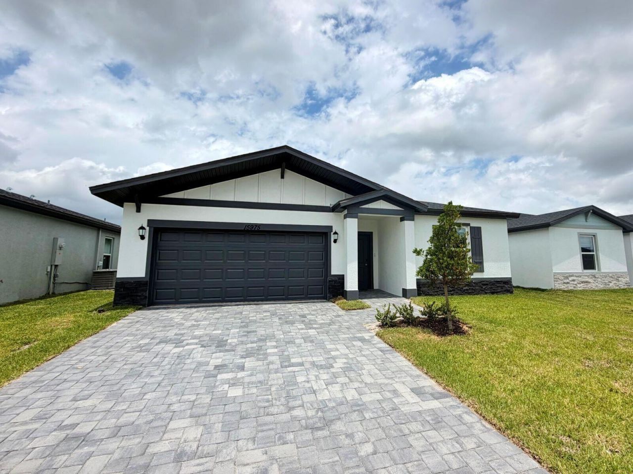 15975 SW Vine Drive, Indiantown, FL 34956 Photo