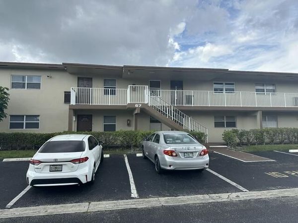 551 NW 80th Avenue, Unit 202, Margate, FL 33063