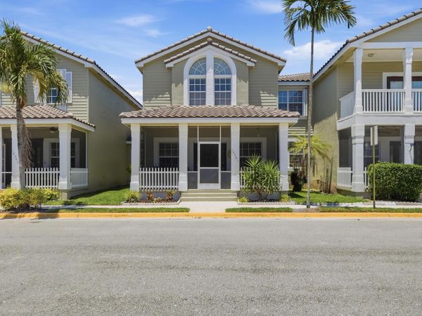 10581 NW 56th Place, Coral Springs, FL 33076