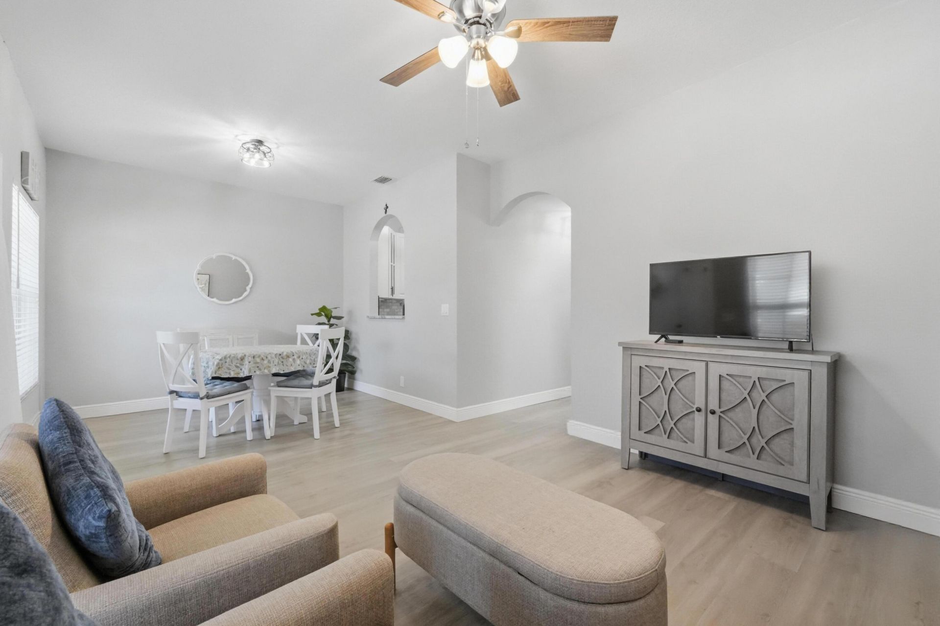10581 NW 56th Place, Coral Springs, FL 33076 Photo