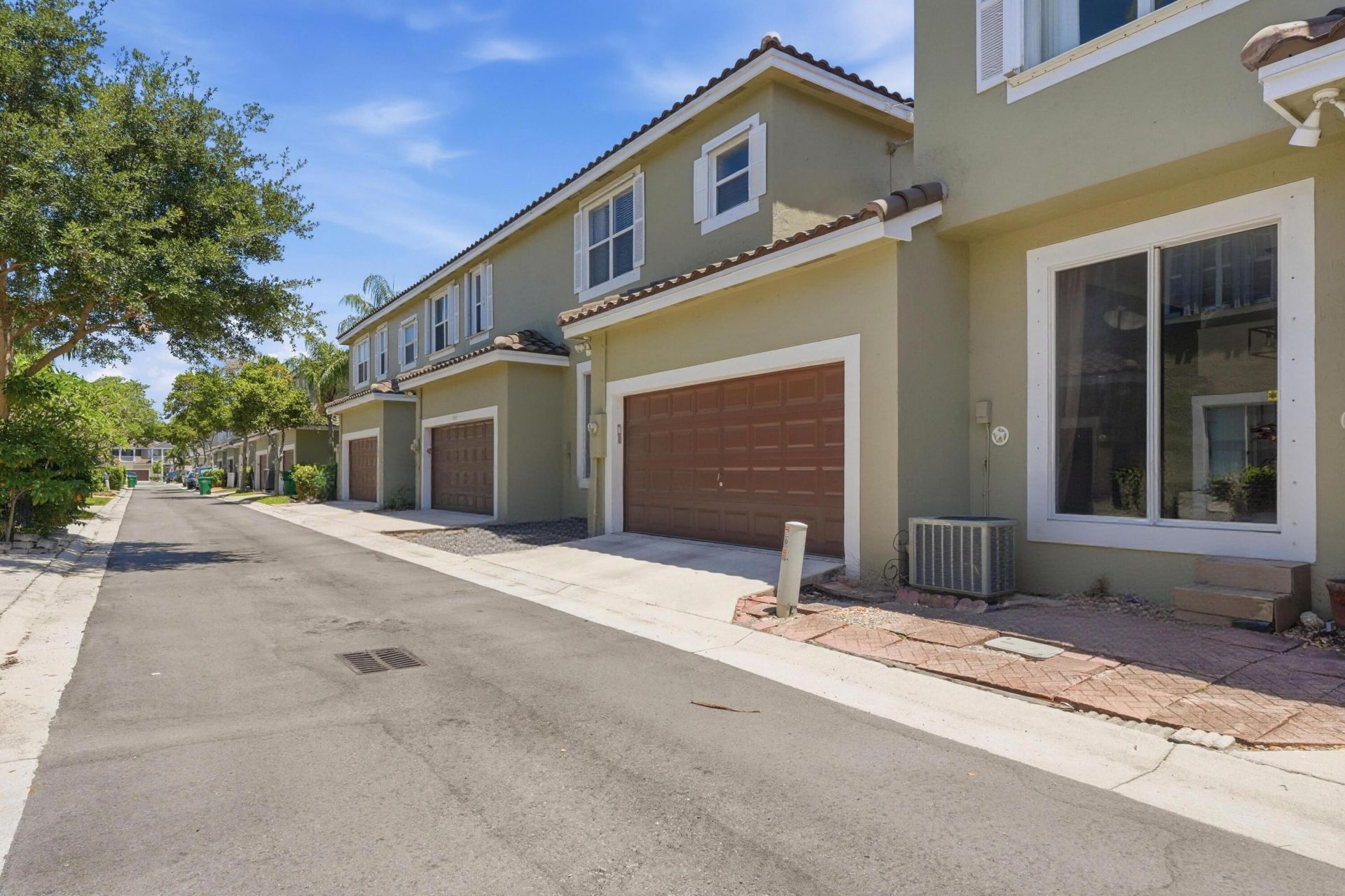 10581 NW 56th Place, Coral Springs, FL 33076 Photo