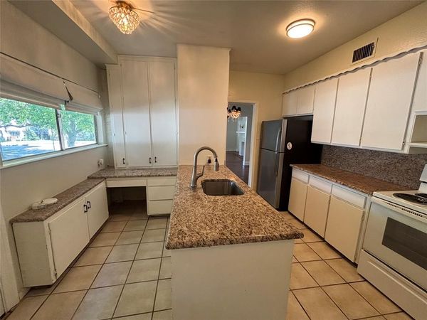 600 Monticello Drive, Unit 1, Fort Worth, TX 76107
