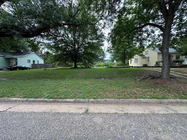 123 E Prospect Street , Shreveport, LA 71104