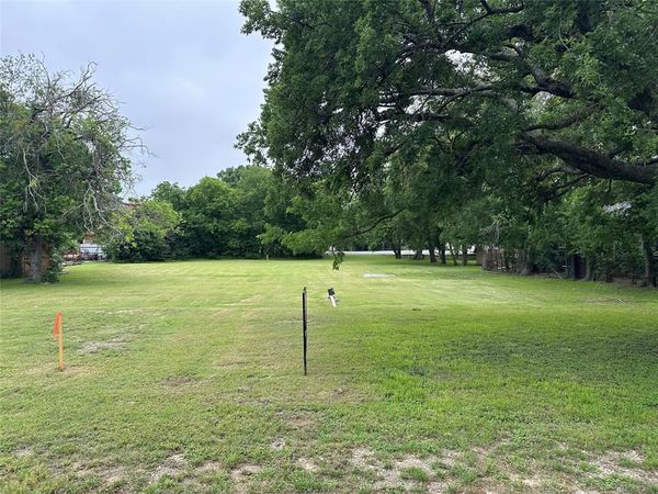 1307 Chase Avenue , Cleburne, TX 76033