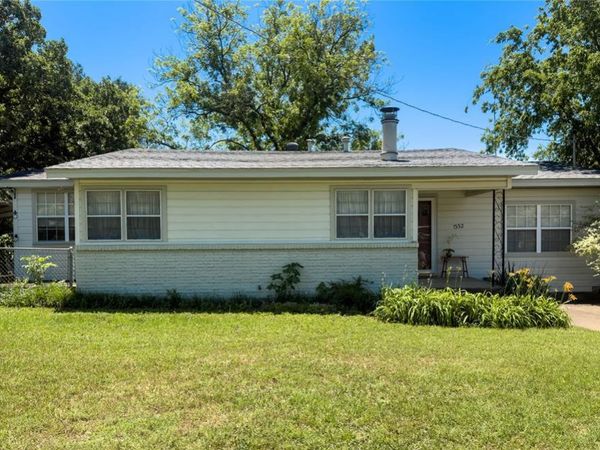 1332 Florea Street, Graham, TX 76450