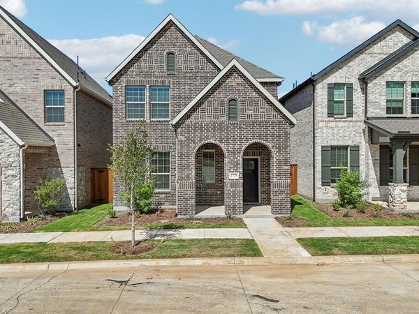 2729 Kobuk Drive, Corinth, TX 76210