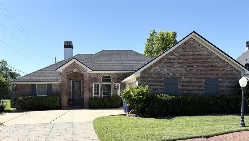 101 Decatur, Bossier City, LA 71111 Main Photo