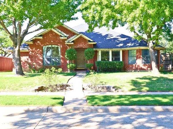 2222 Country Hollow Lane, Garland, TX 75040