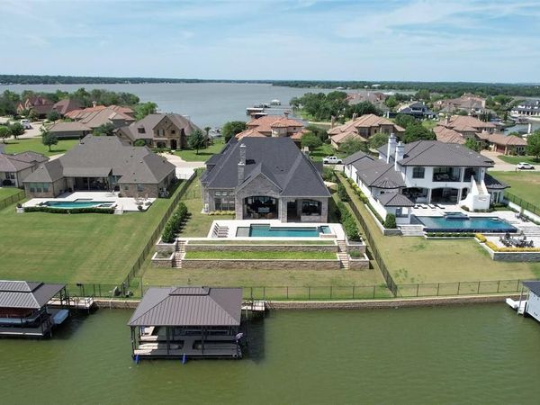 6215 Lakeside Drive, Fort Worth, TX 76179