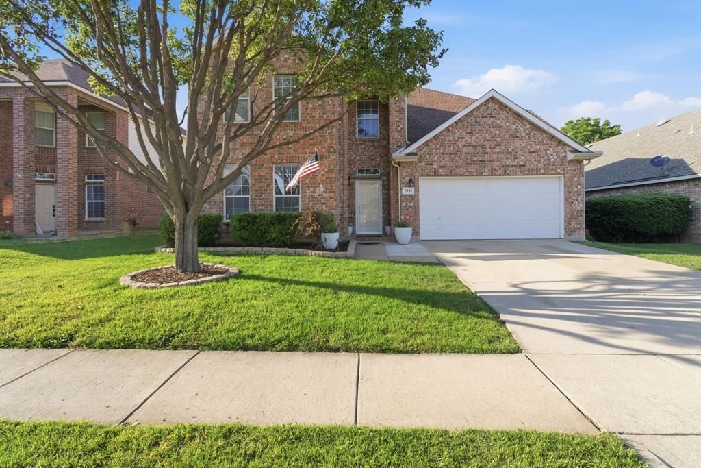 1941 Caddo Springs Drive, Fort Worth, TX 76247 Main Photo