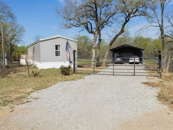 156 Shady Pond Court , Runaway Bay, TX 76426