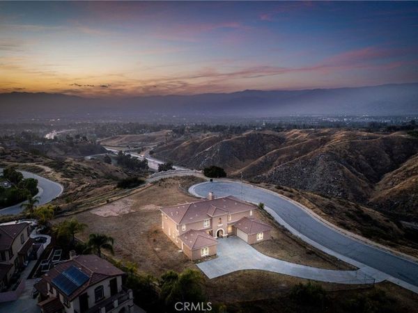 820 Panorama Point, Redlands, CA 92373