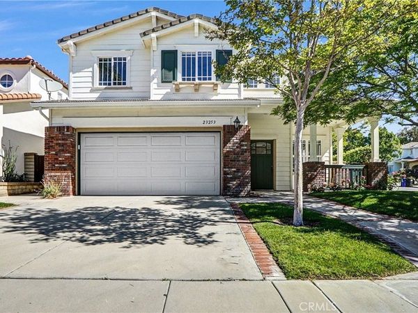 23253 Lea Court, Valencia, CA 91354