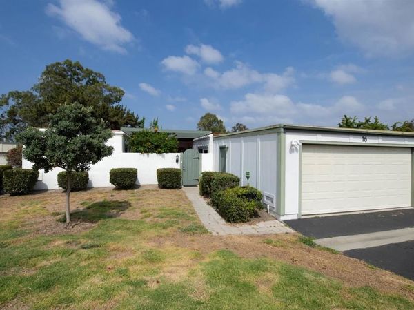 3621 Vista Campana S, Unit 16, Oceanside, CA 92057