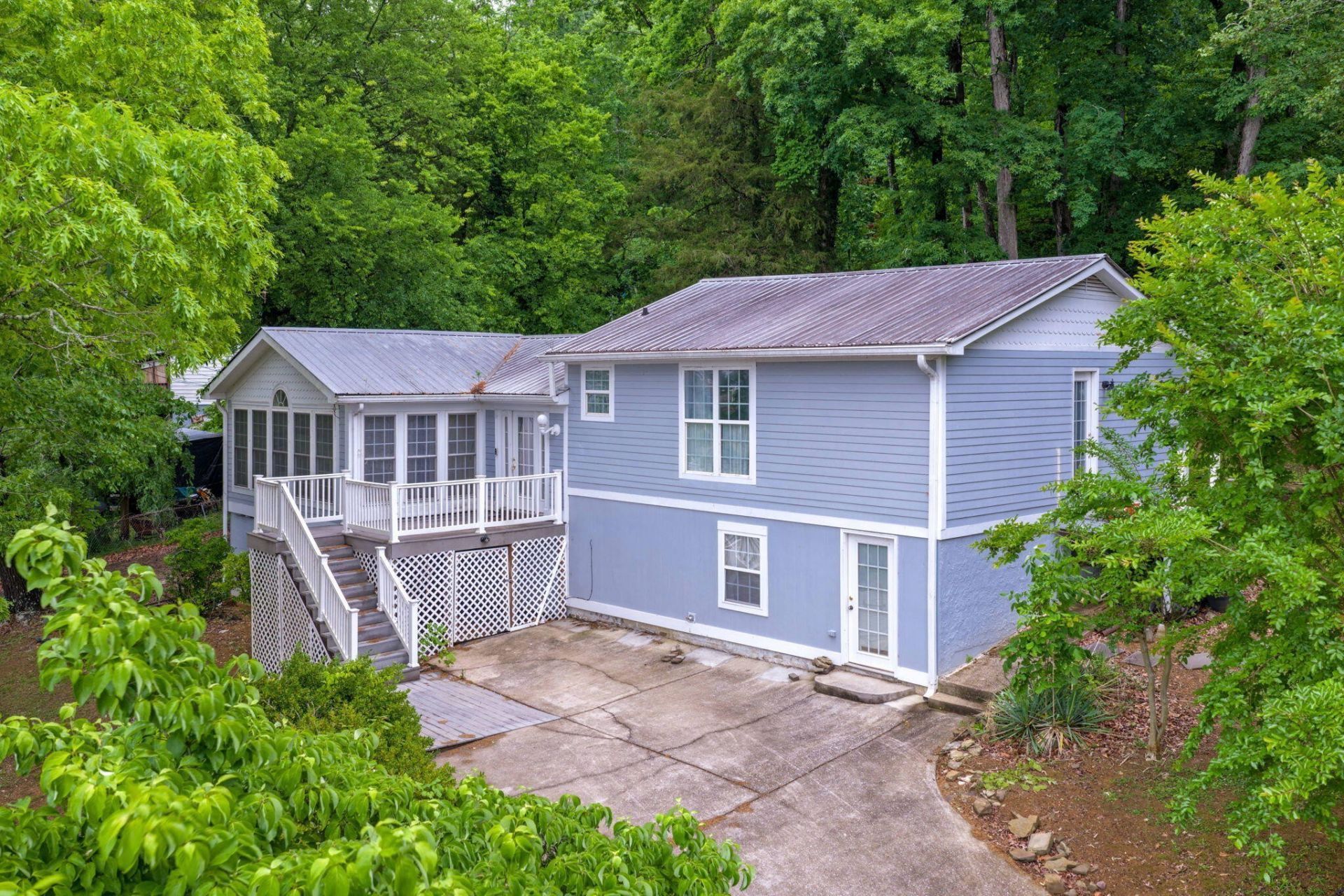 9114 Harrison Bay Road , Harrison, TN 37341 Main Photo
