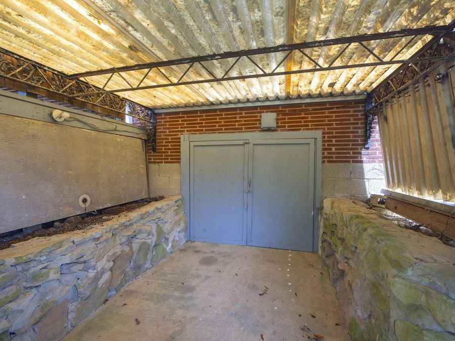 Property Image 43