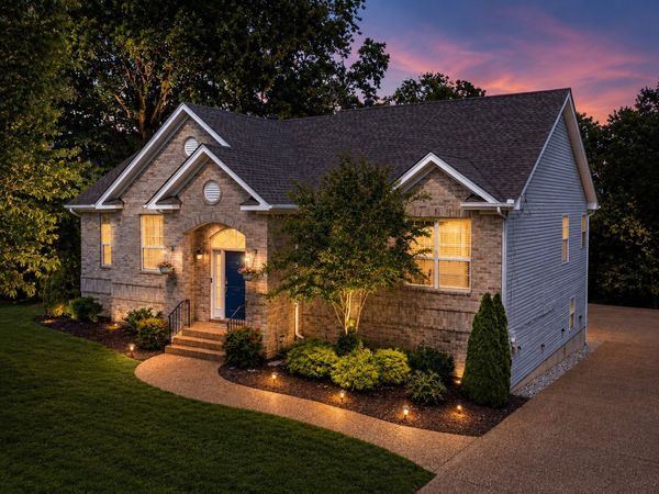 193 E Harbor, Hendersonville, TN 37075