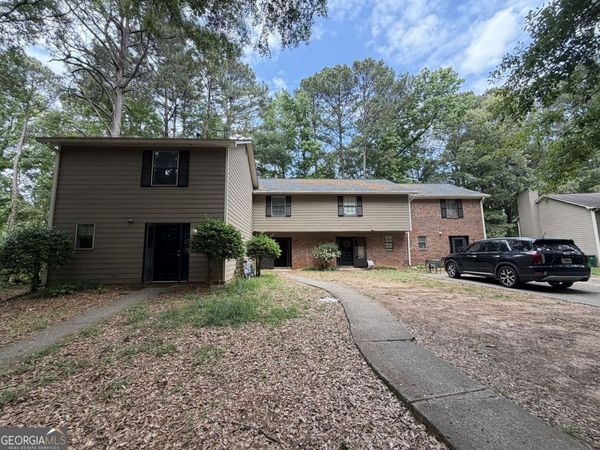 4030 Hawthorne Circle SE, Smyrna, GA 30080