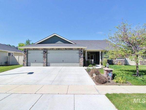 805 W. Arbor Pointe Way, Nampa, ID 83686