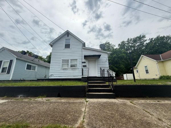 1014 Race Drive, Troy, OH 45373