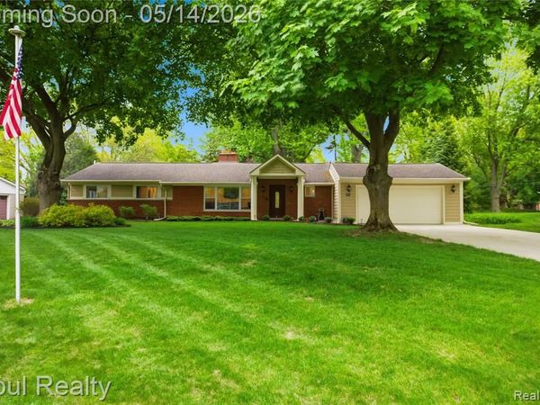 24018 Lynwood Drive, Novi, MI 48374