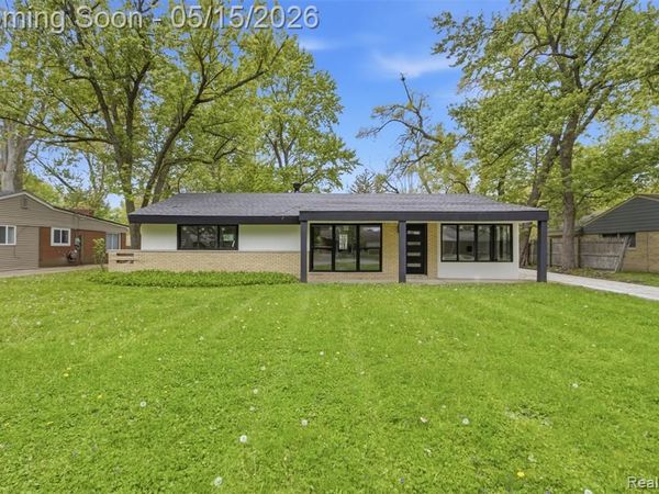 2483 Walce Drive, West Bloomfield Twp, MI 48324