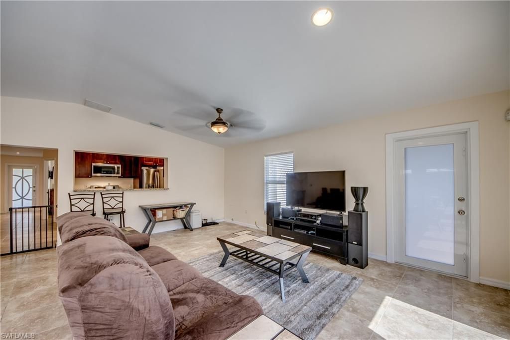8524 Dartmouth St, Fort Myers, FL 33907 Photo